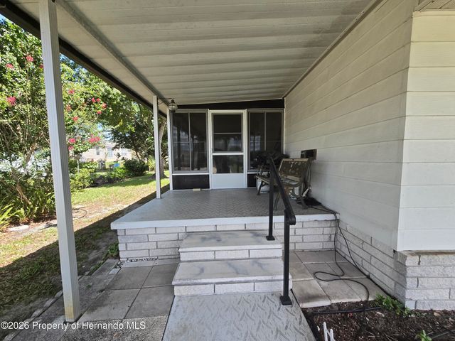 14372 Sandhurst Street, Brooksville, FL 34613