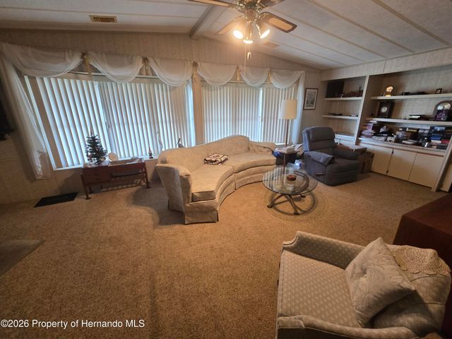14372 Sandhurst Street, Brooksville, FL 34613