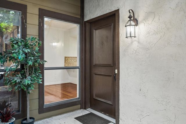 11711 Memorial Drive 515, Houston, TX 77024