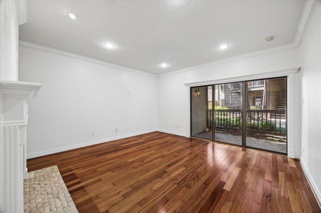 11711 Memorial Drive 515, Houston, TX 77024