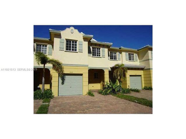 1400 LUCAYA Dr, Riviera Beach, FL 33404