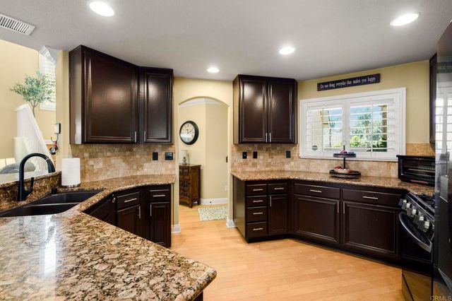 29767 Platanus Drive, Escondido, CA 92026