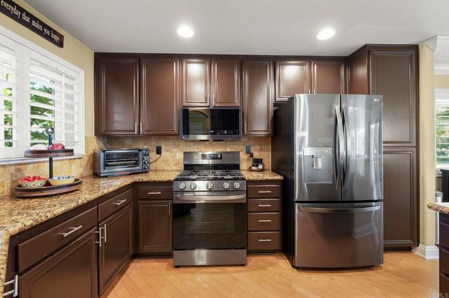 29767 Platanus Drive, Escondido, CA 92026