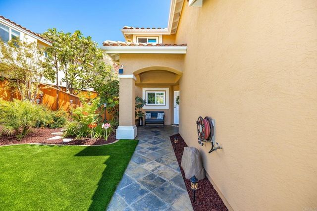 29767 Platanus Drive, Escondido, CA 92026