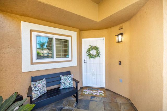 29767 Platanus Drive, Escondido, CA 92026