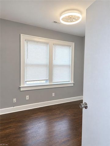 37 Sycamore AVE, Newport News, VA 23605
