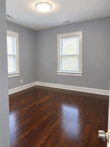 37 Sycamore AVE, Newport News, VA 23605