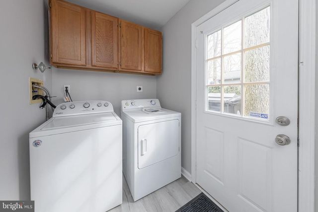 13 BREARLY DR, Sicklerville, NJ 08081