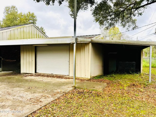 325 Avenue Of The Acadians, Opelousas, LA 70570