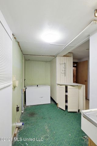 3887 Forest Hill Road, Jackson, MS 39212