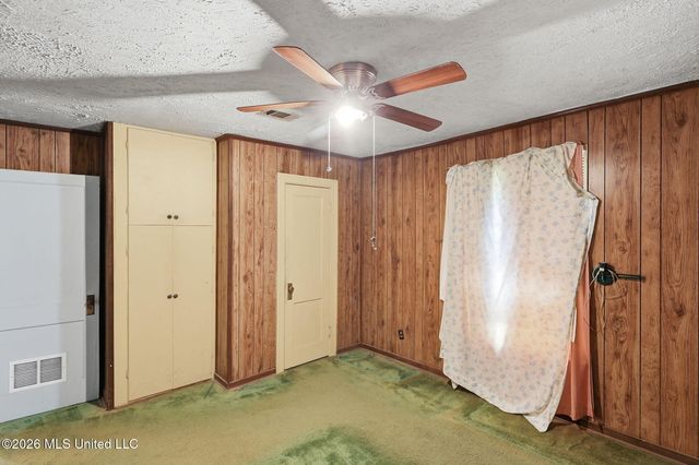 3887 Forest Hill Road, Jackson, MS 39212
