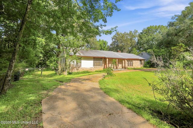 3887 Forest Hill Road, Jackson, MS 39212