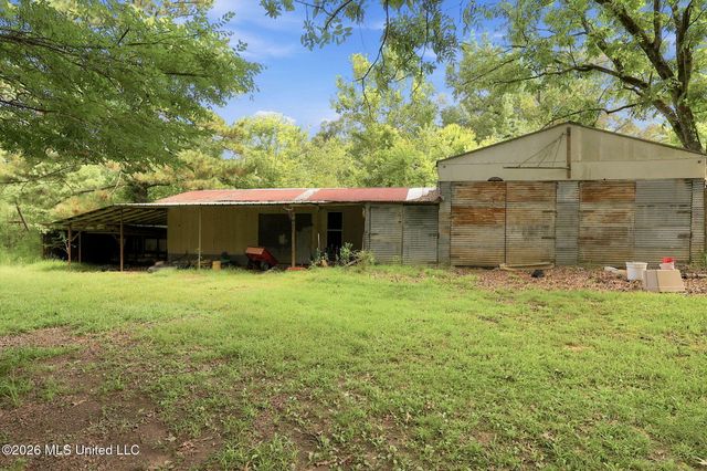 3887 Forest Hill Road, Jackson, MS 39212