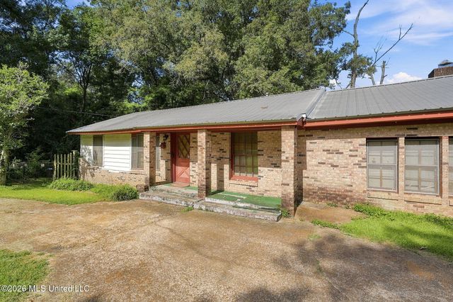 3887 Forest Hill Road, Jackson, MS 39212