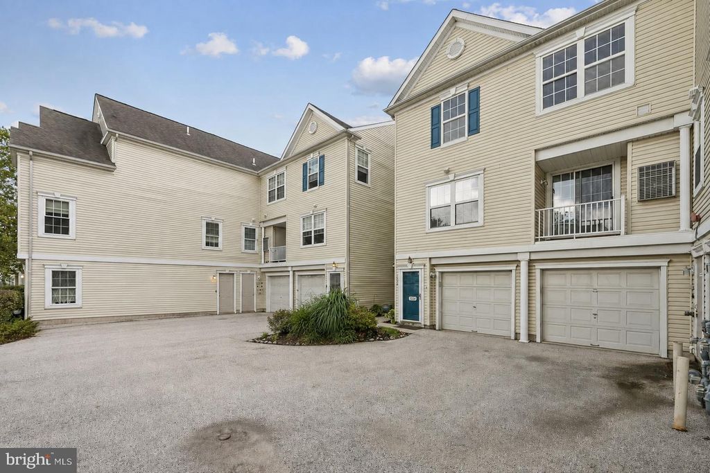 1504 LAKESIDE DR, PALMYRA, NJ 08065 — photo 3