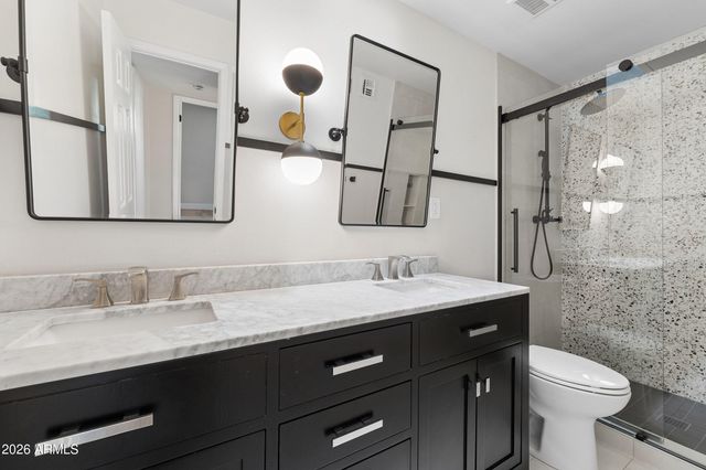 6107 N 87TH Place, Scottsdale, AZ 85250