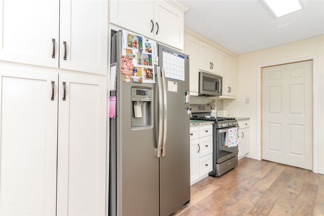 1328 Brookside Drive, Hurst, TX 76053