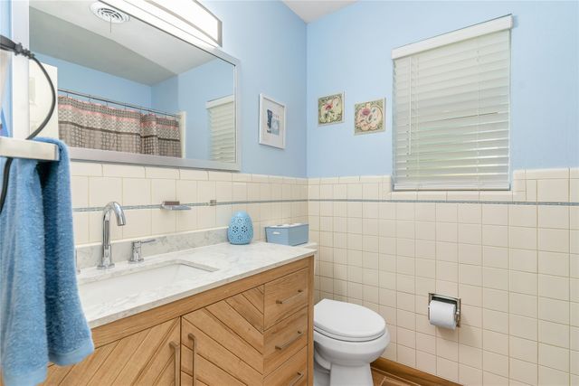 1328 Brookside Drive, Hurst, TX 76053