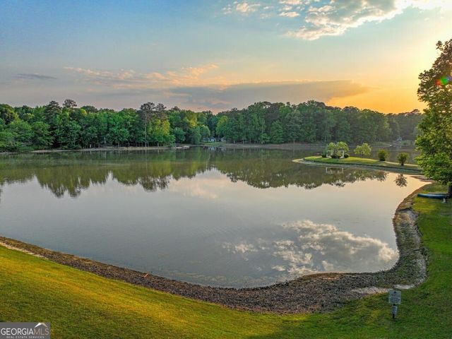 285 Pendleton Trail, Tyrone, GA 30290