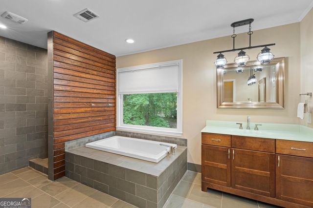 285 Pendleton Trail, Tyrone, GA 30290