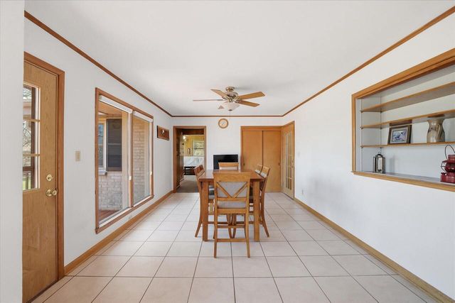 531 Lookout DRIVE, Pewaukee, WI 53072