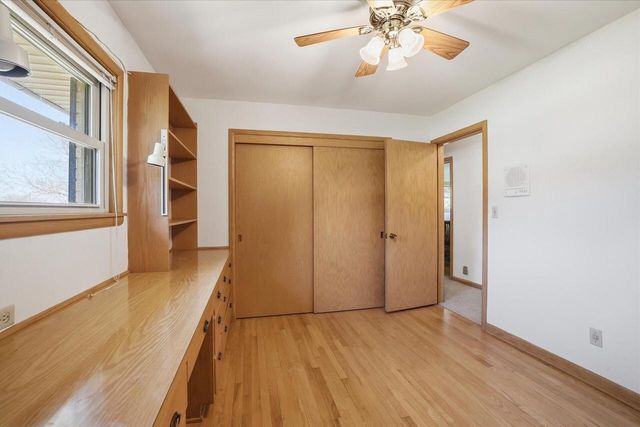 531 Lookout DRIVE, Pewaukee, WI 53072