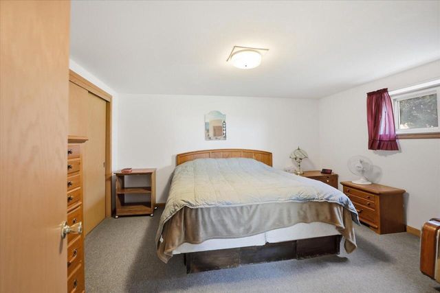 531 Lookout DRIVE, Pewaukee, WI 53072