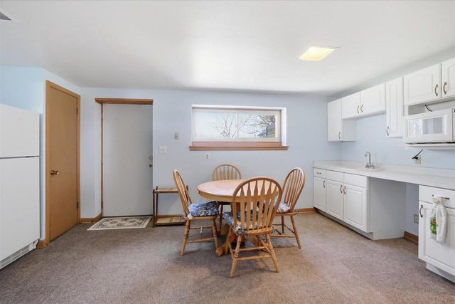 531 Lookout DRIVE, Pewaukee, WI 53072