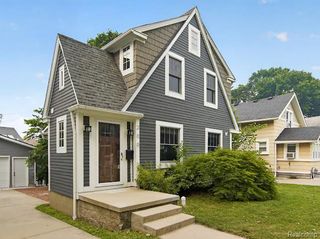 200 W Hoover Avenue, Ann Arbor, MI 48103