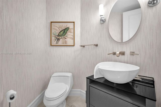 16051 Collins Avenue 2001, Sunny Isles Beach, FL 33160