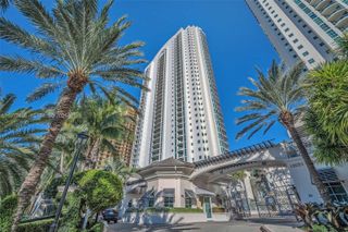 16051 Collins Avenue 2001, Sunny Isles Beach, FL 33160