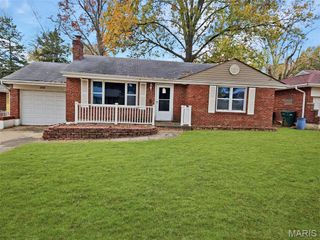 1110 Duenke Drive, Bellefontaine Nghbrs, MO 63137
