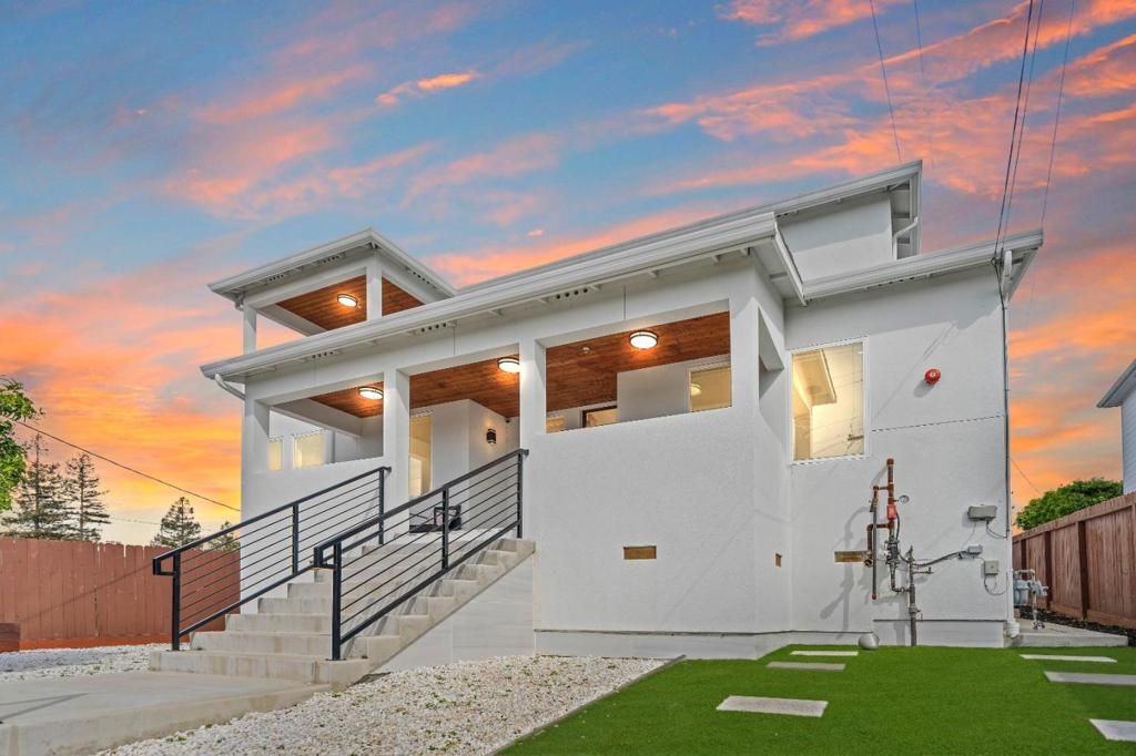 3807 Madrone Avenue, Oakland, CA 94619