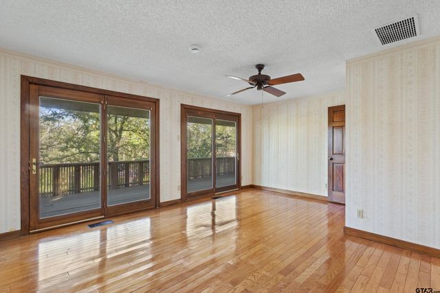 229 Hideaway Central Ln, Hideaway, TX 75771