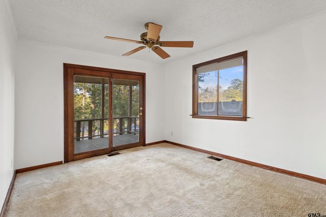 229 Hideaway Central Ln, Hideaway, TX 75771