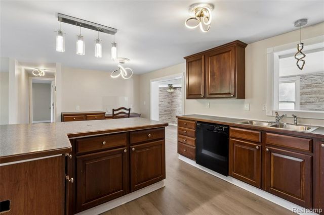 2362 Johnson Road, North Branch, MI 48461