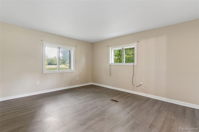 2362 Johnson Road, North Branch, MI 48461
