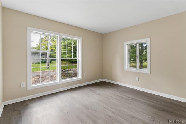 2362 Johnson Road, North Branch, MI 48461