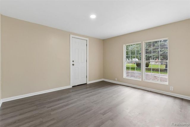 2362 Johnson Road, North Branch, MI 48461