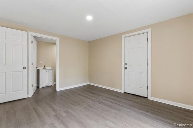 2362 Johnson Road, North Branch, MI 48461