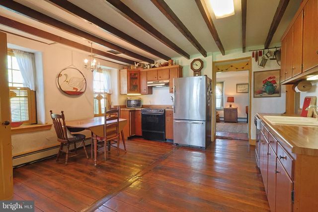 173 TOWNSHIP LINE RD, Chalfont, PA 18914