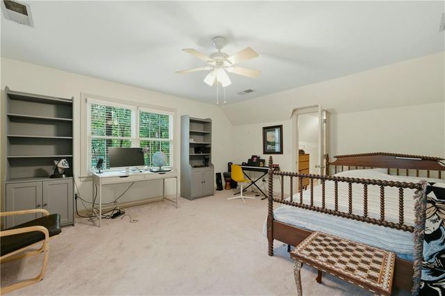 196 Roe Hampton Lane, Stone Mountain, GA 30087