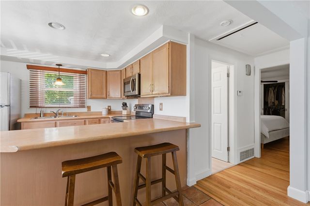 191 Long View Drive, Warwick, RI 02886