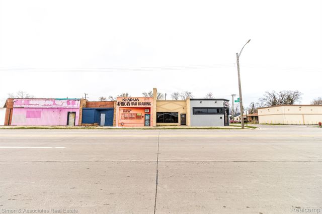 19606 JOY Road, Detroit, MI 48228