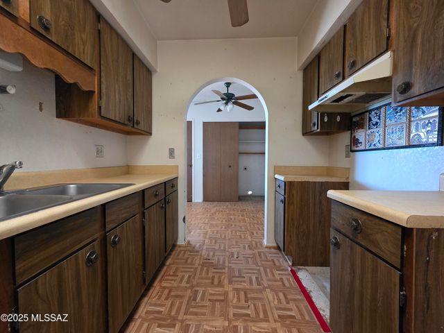 4172 N Western Winds Drive, Tucson, AZ 85705