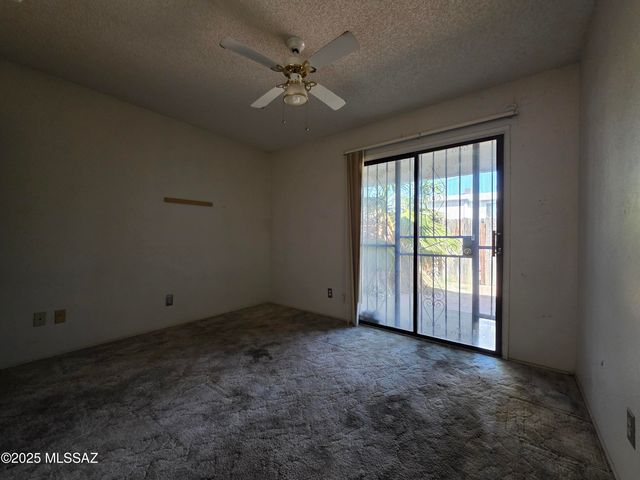 4172 N Western Winds Drive, Tucson, AZ 85705