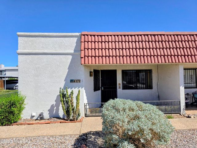 4172 N Western Winds Drive, Tucson, AZ 85705
