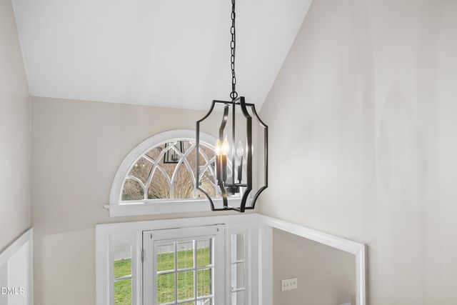 103 Lyncroft Lane, Cary, NC 27519