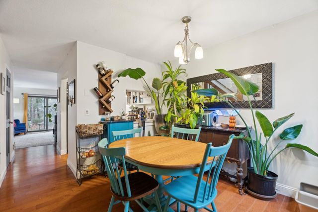 86 Woodhaven Drive, Hartford, VT 05001