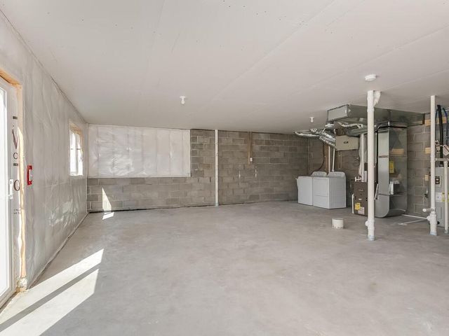 4828 361st Avenue NE, Cambridge, MN 55008